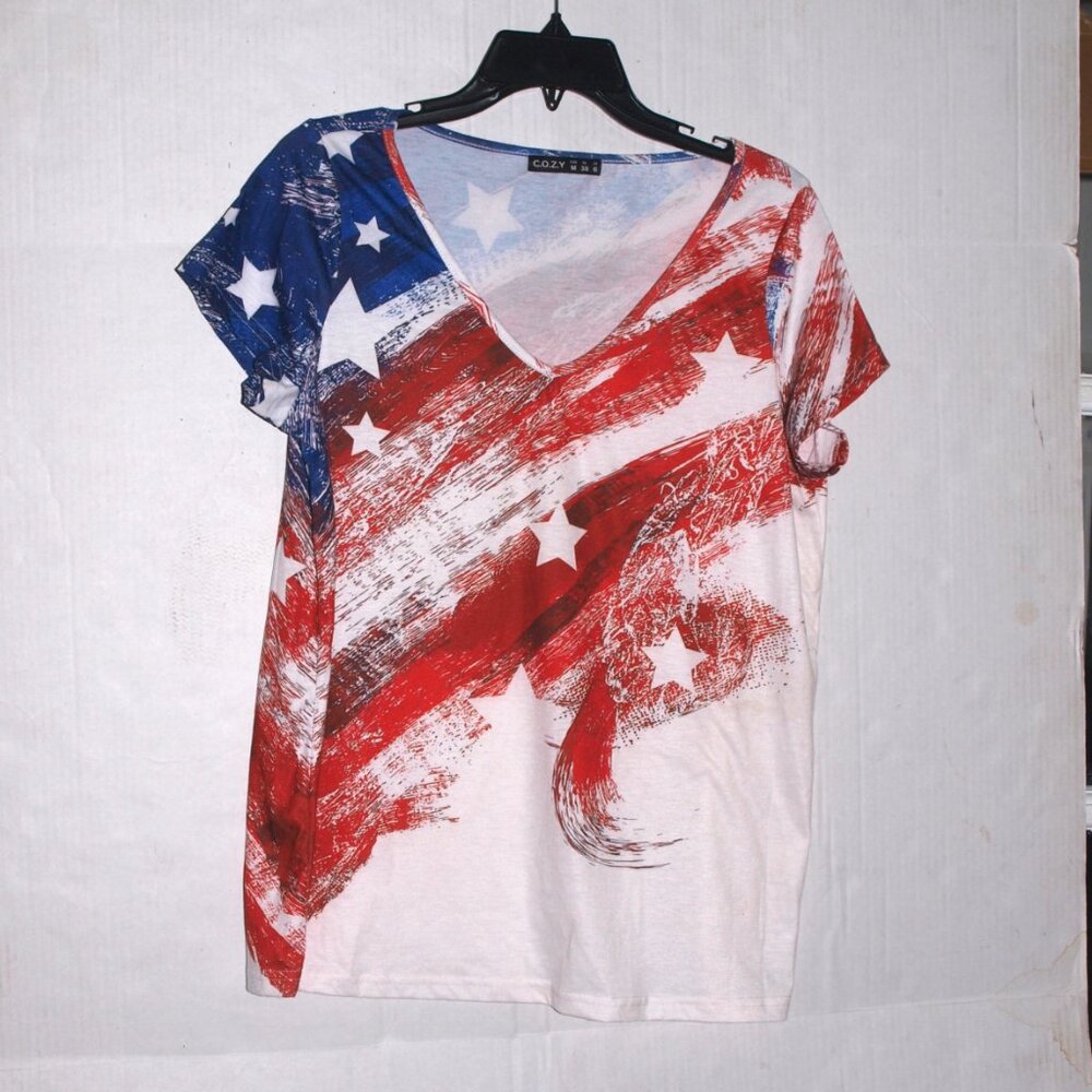 C.O.Z.Y Size M (6) V Neck Multi Color Women's Top